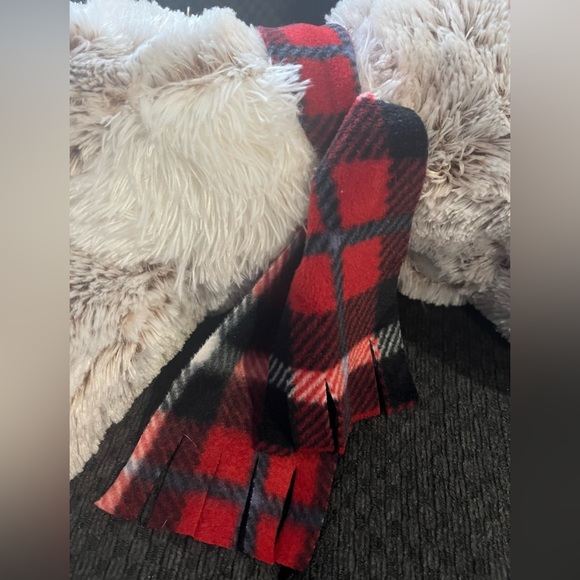 Two Encore Giant Plush Reindeer ๐ฆ Christmas ๐ Holiday - Picture 9 of 11